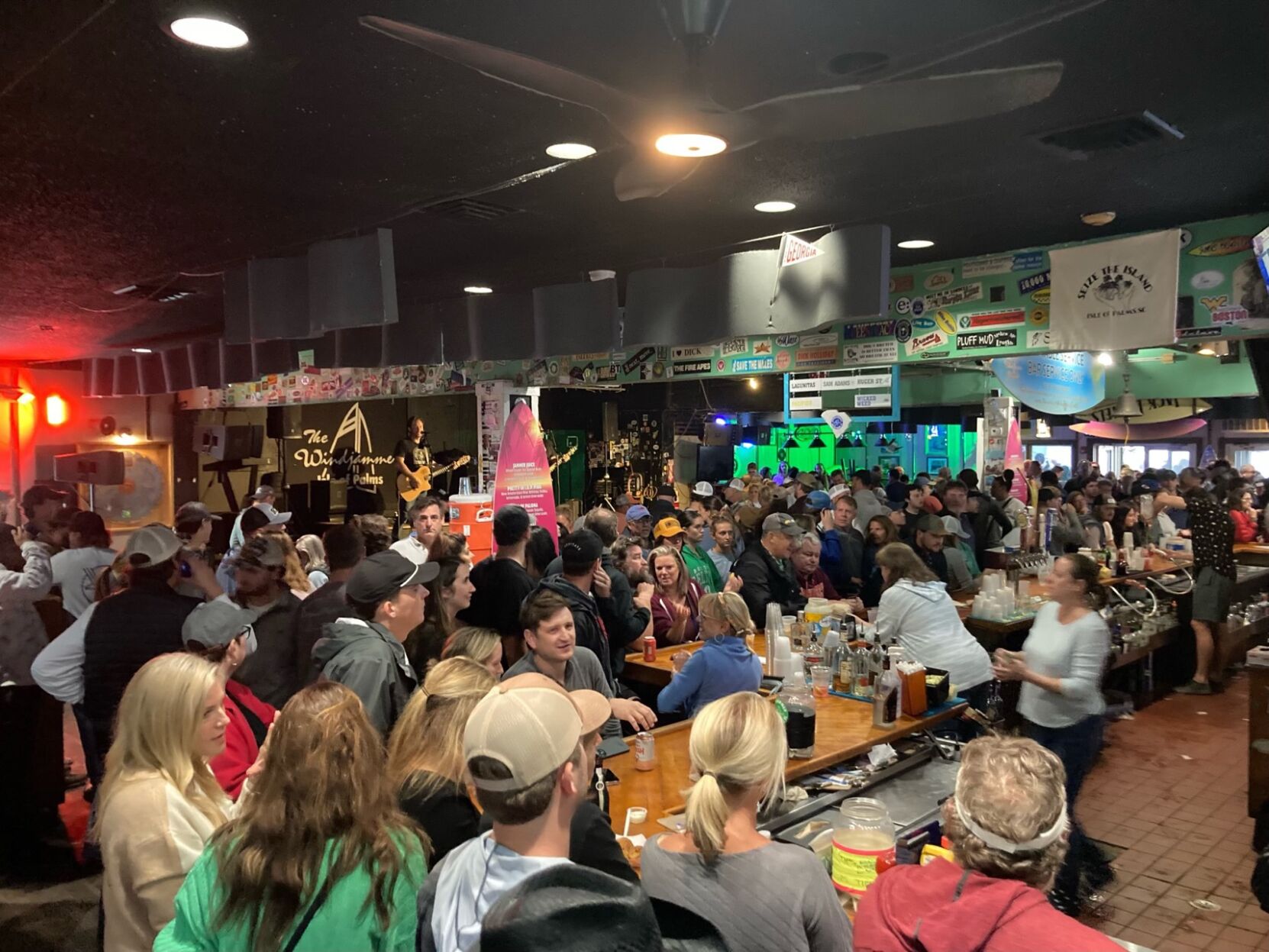 Charleston area folks flocked to hurricane parties at the restaurants, bars open Friday